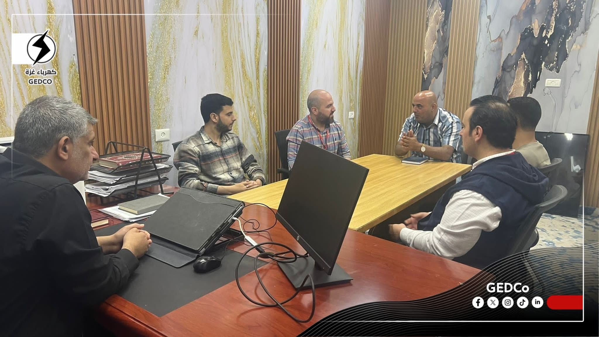 كهرباء غزة تستقبل وفدًا من شركة أوريدو لبحث سبل التعاون المشترك