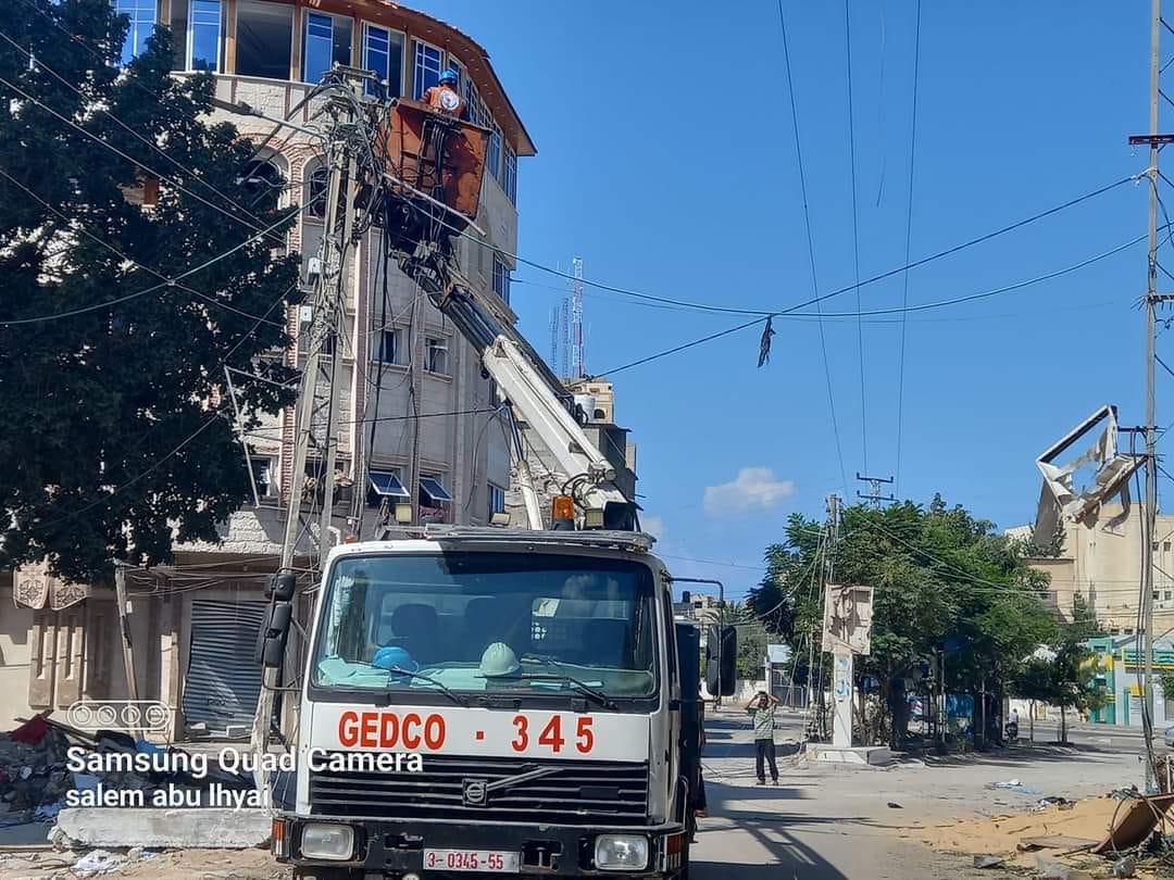 تأمين شبكات الكهرباء المتضررة وإزالة الخطر  من الشوارع